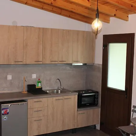 Citrus Garden Apartment *