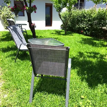 Citrus Garden Apartment